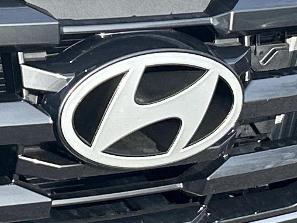 new 2026 Hyundai TUCSON Hybrid car, priced at $31,343