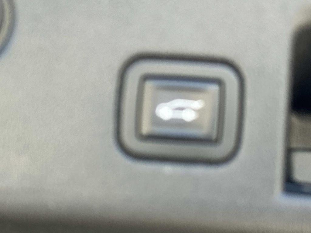 used 2020 Chevrolet Equinox car, priced at $14,712