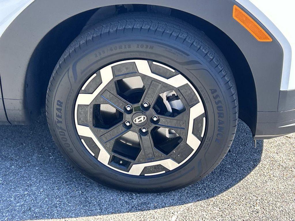 used 2025 Hyundai Santa Fe car, priced at $34,703