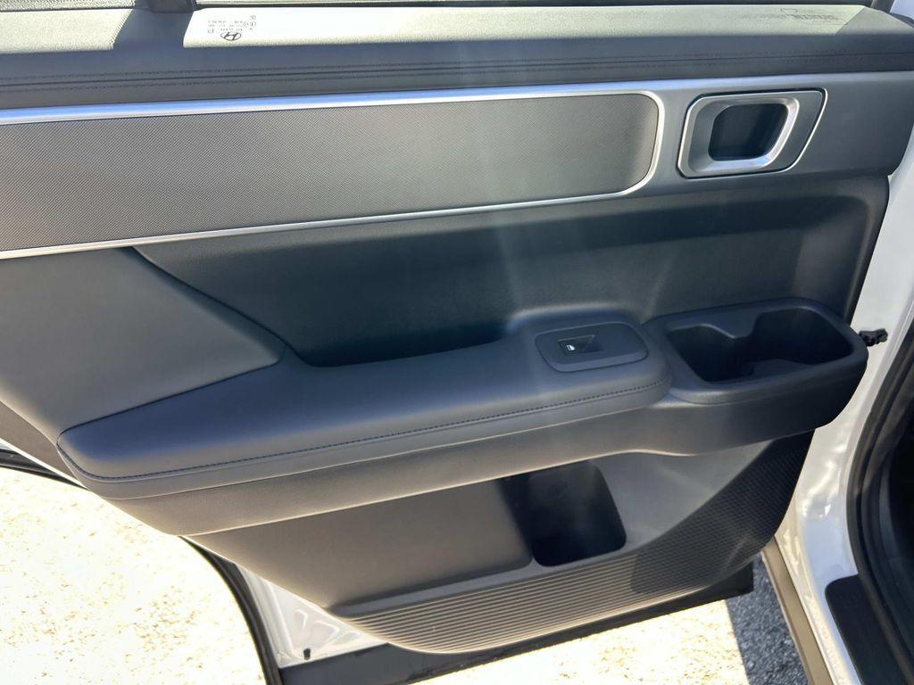 used 2025 Hyundai Santa Fe car, priced at $34,703