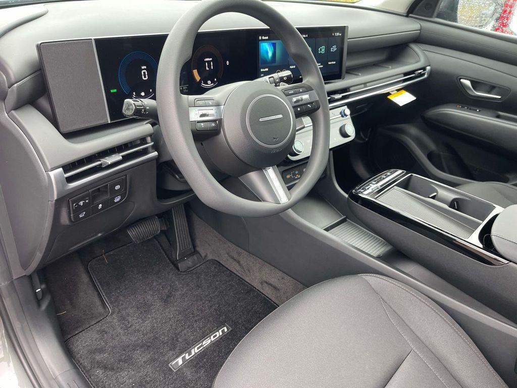 new 2026 Hyundai TUCSON Hybrid car, priced at $31,824