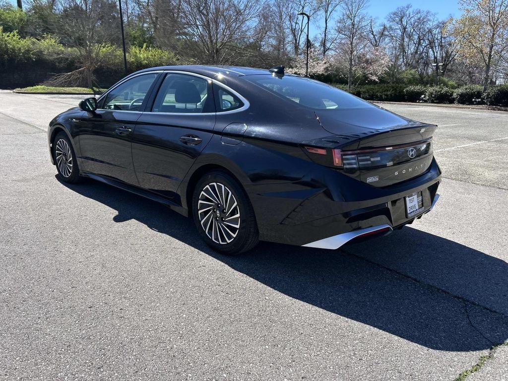 used 2024 Hyundai Sonata Hybrid car, priced at $29,907