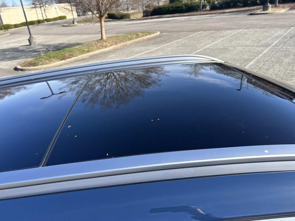 used 2025 Kia Sorento car, priced at $32,903