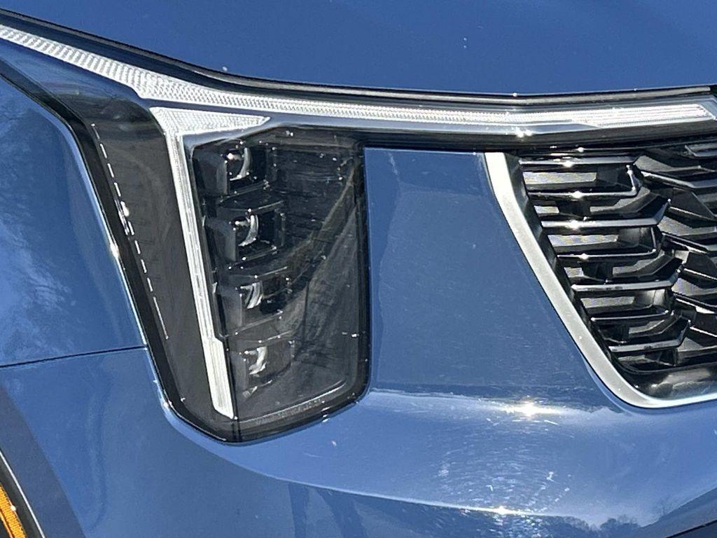 used 2025 Kia Sorento car, priced at $32,903