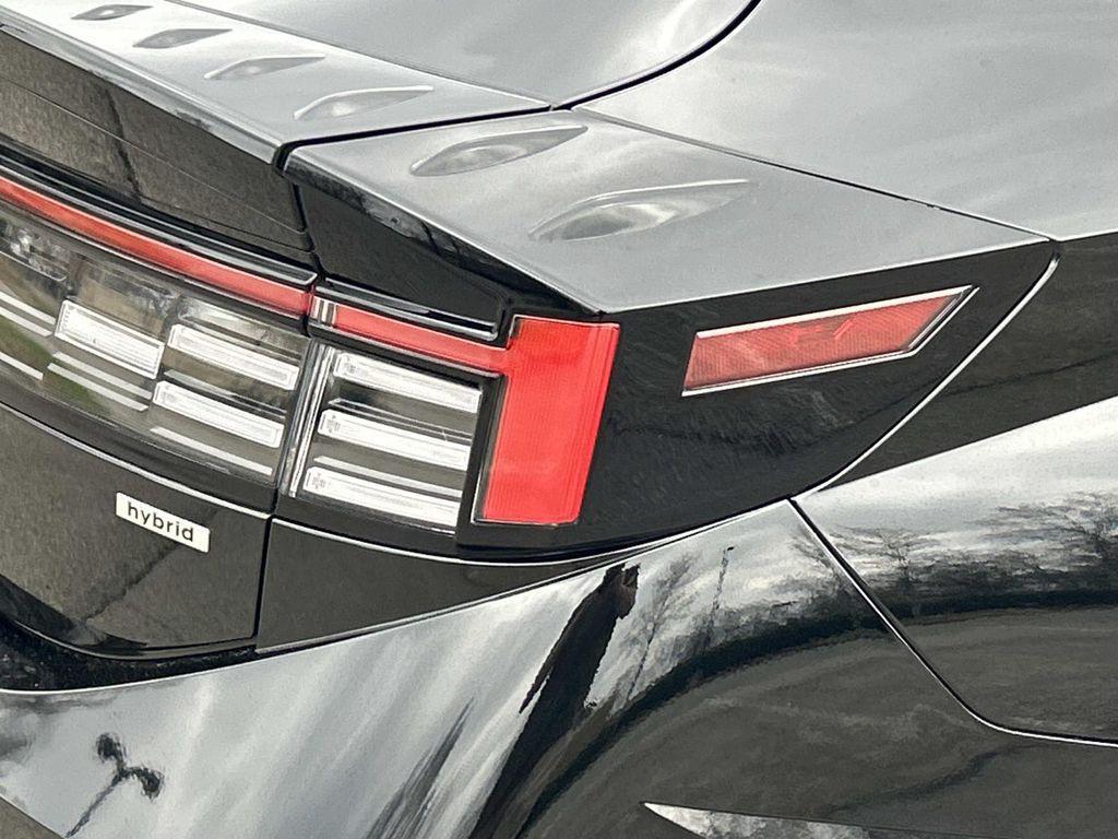 used 2024 Hyundai Sonata Hybrid car, priced at $32,402