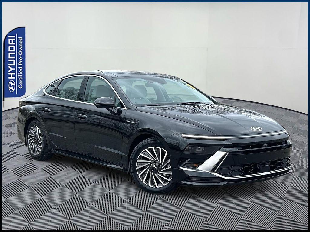 used 2024 Hyundai Sonata Hybrid car, priced at $32,402