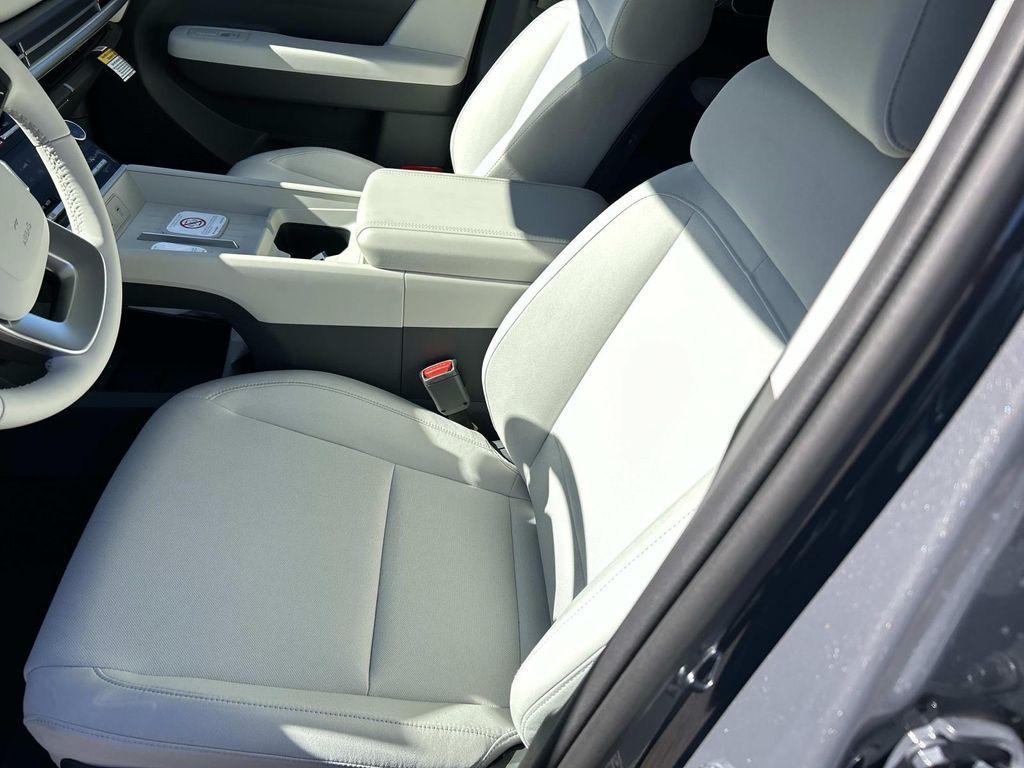 new 2026 Hyundai SANTA FE HEV car, priced at $35,308