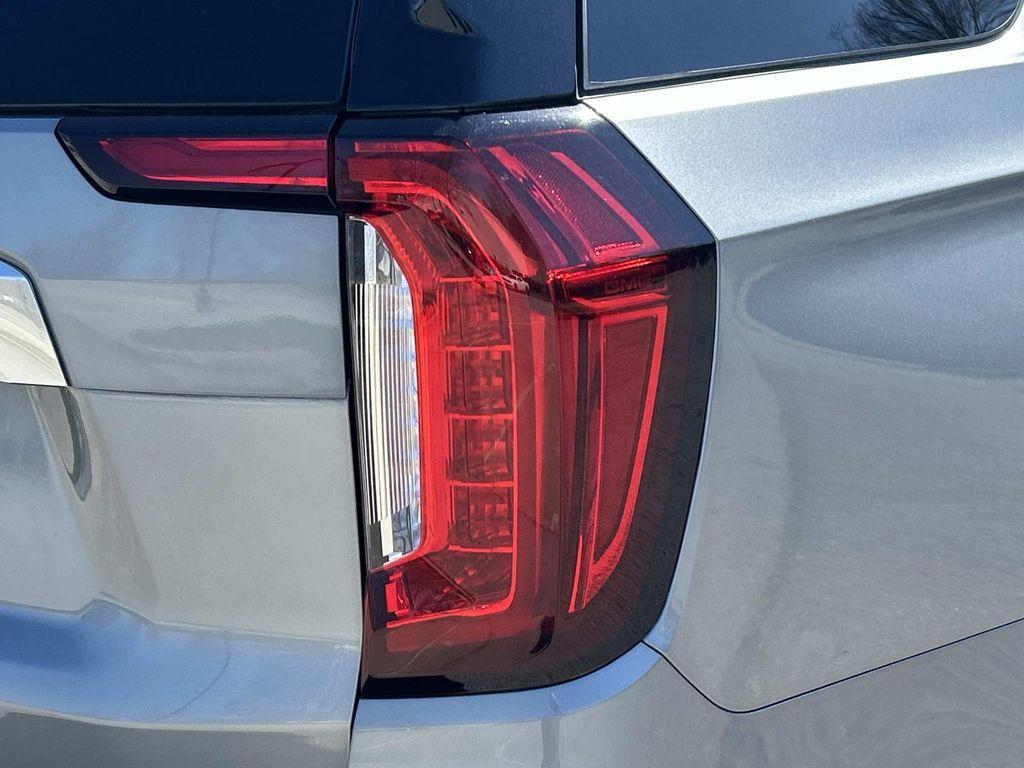 used 2024 GMC Yukon car, priced at $67,921