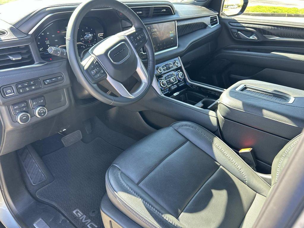 used 2024 GMC Yukon car, priced at $67,921