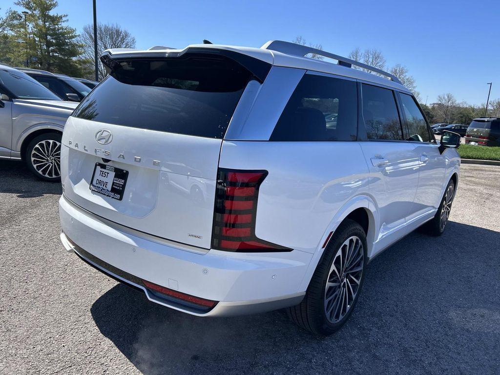 new 2026 Hyundai Palisade Hybrid car, priced at $59,073