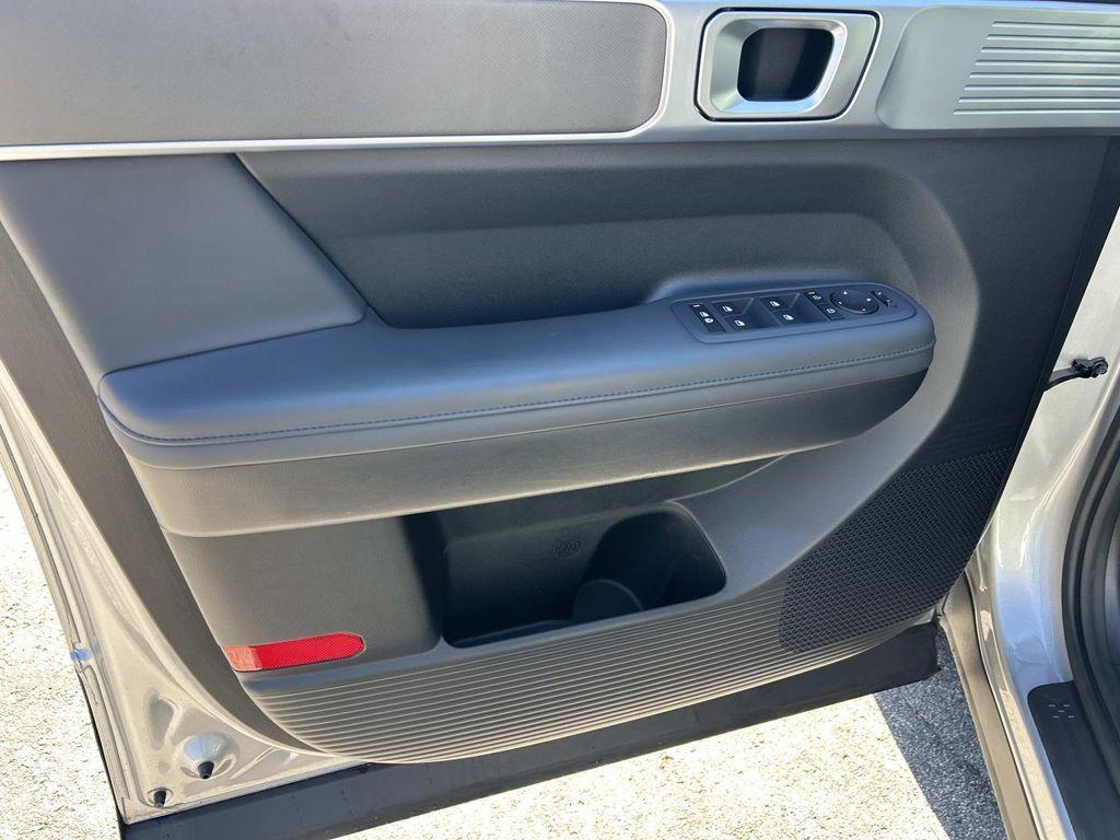 used 2025 Hyundai Santa Fe car, priced at $34,903