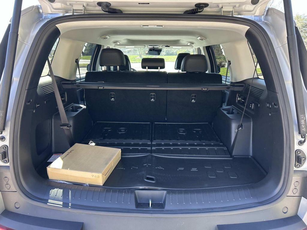 used 2025 Hyundai Santa Fe car, priced at $34,903