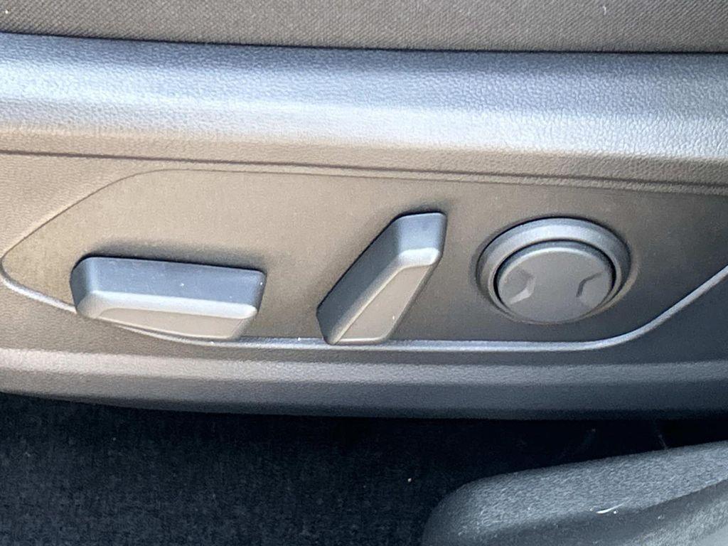 new 2026 Hyundai TUCSON Hybrid car, priced at $32,623