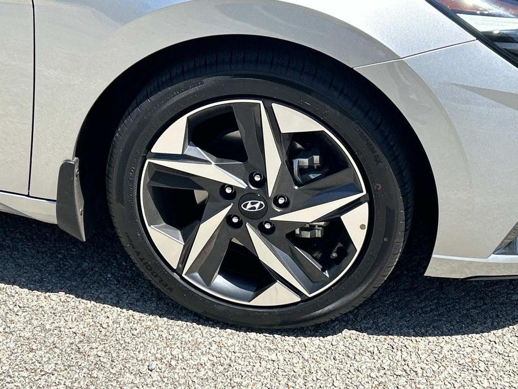 used 2022 Hyundai Elantra car, priced at $209,701