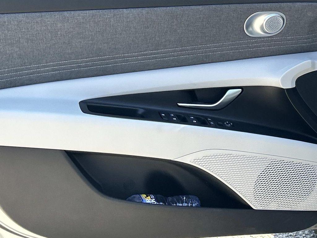 used 2022 Hyundai Elantra car, priced at $209,701