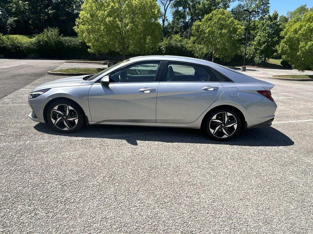 used 2022 Hyundai Elantra car, priced at $209,701