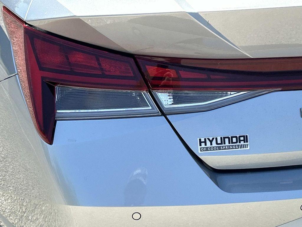 used 2022 Hyundai Elantra car, priced at $209,701