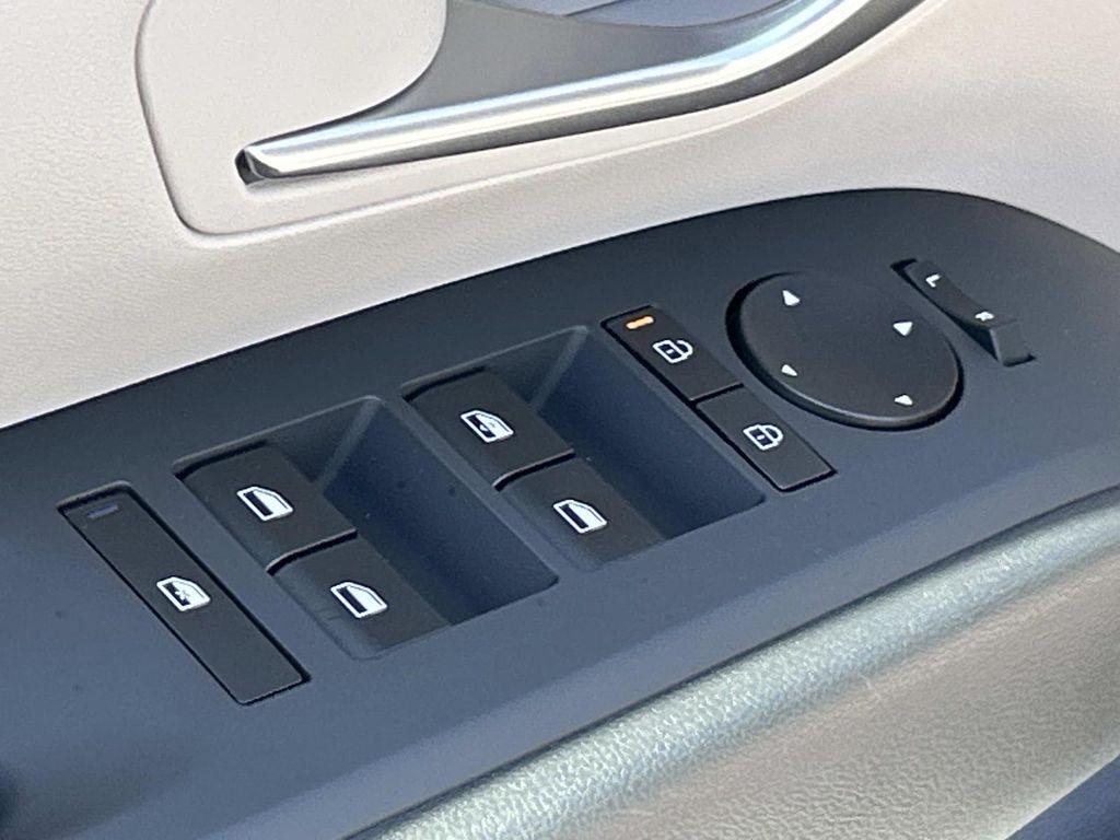 new 2026 Hyundai Tucson car, priced at $28,033