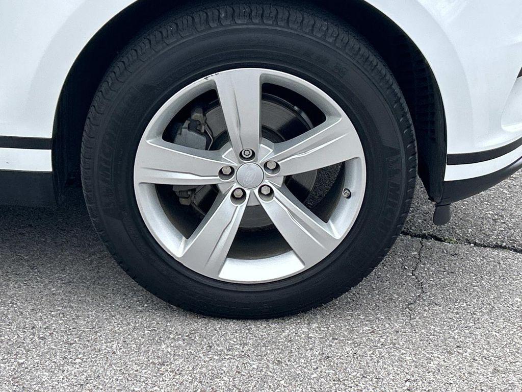 used 2018 Land Rover Range Rover Velar car, priced at $22,997