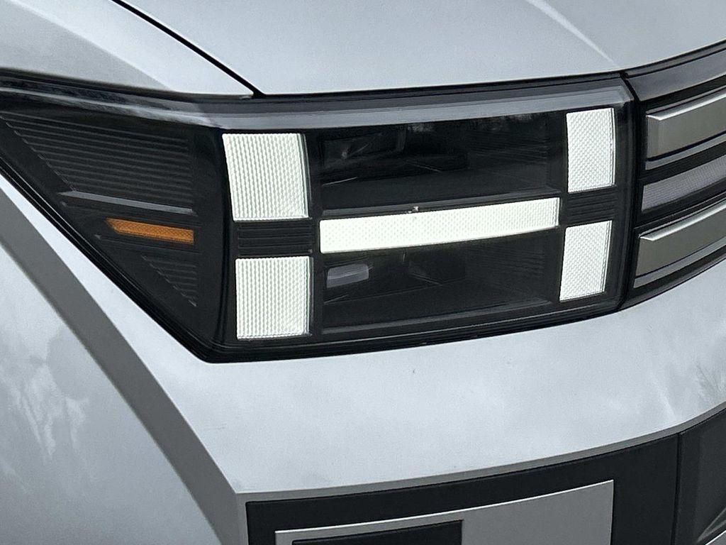 used 2025 Hyundai Santa Fe car, priced at $33,902