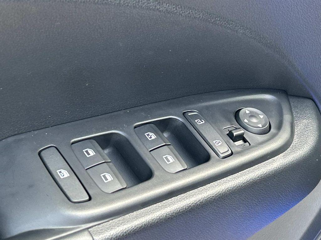 used 2025 Hyundai Venue car, priced at $23,306