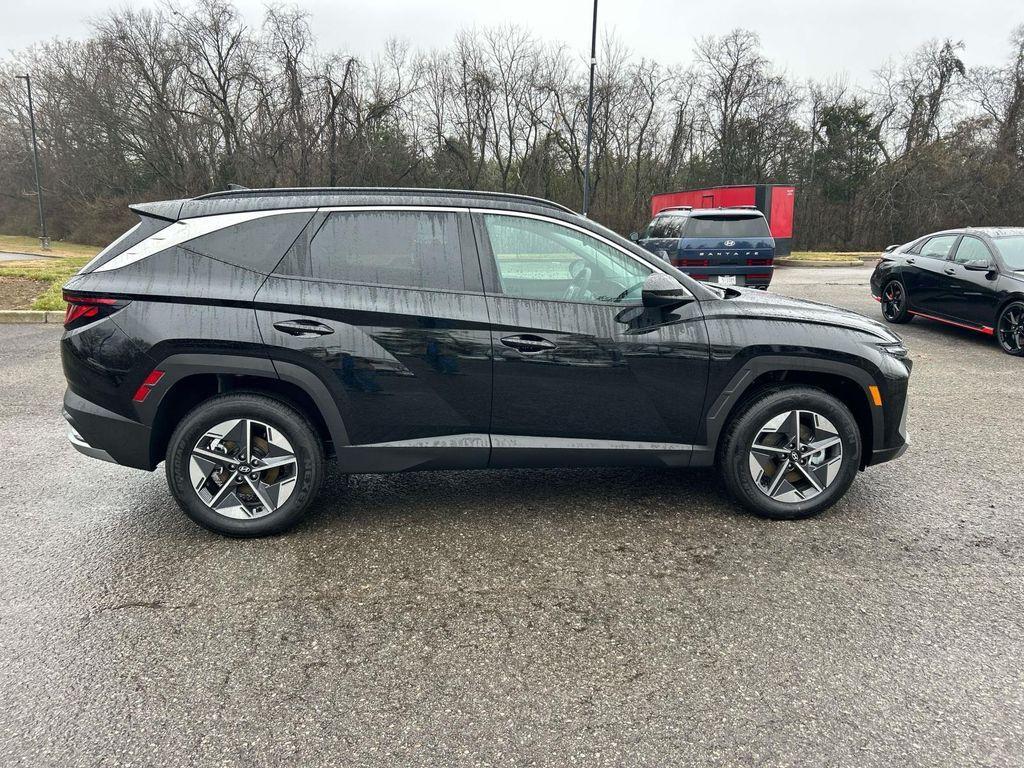 new 2026 Hyundai TUCSON Hybrid car, priced at $31,824