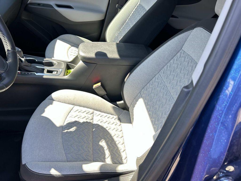 used 2022 Chevrolet Equinox car, priced at $24,902