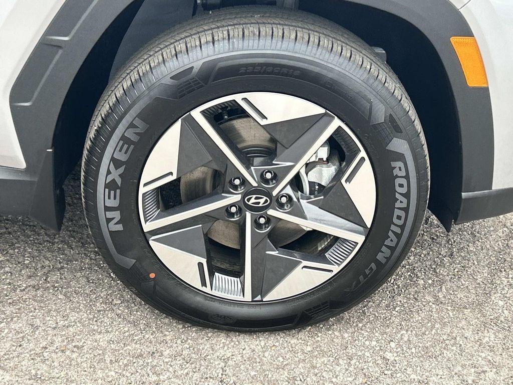 new 2026 Hyundai TUCSON Hybrid car, priced at $32,434