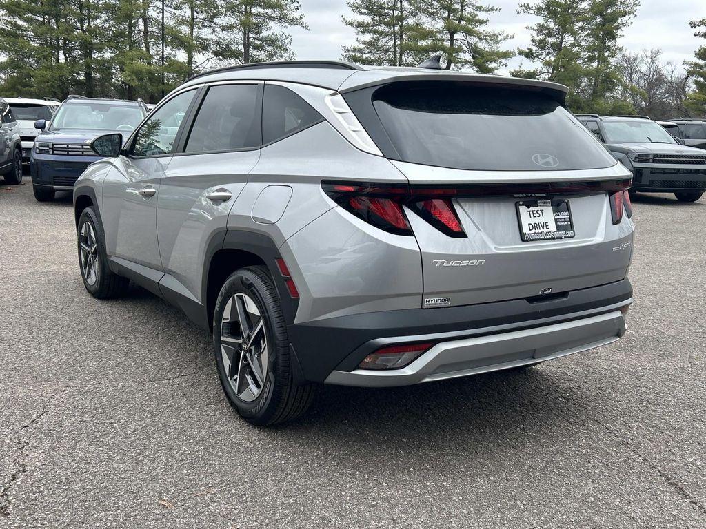 new 2026 Hyundai TUCSON Hybrid car, priced at $32,434