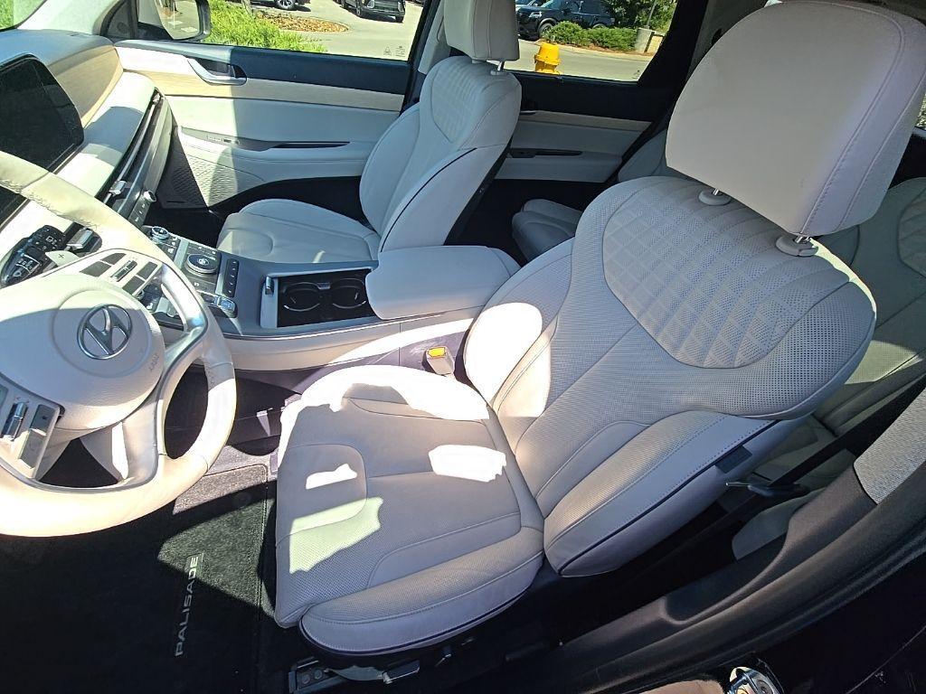used 2024 Hyundai Palisade car, priced at $38,903