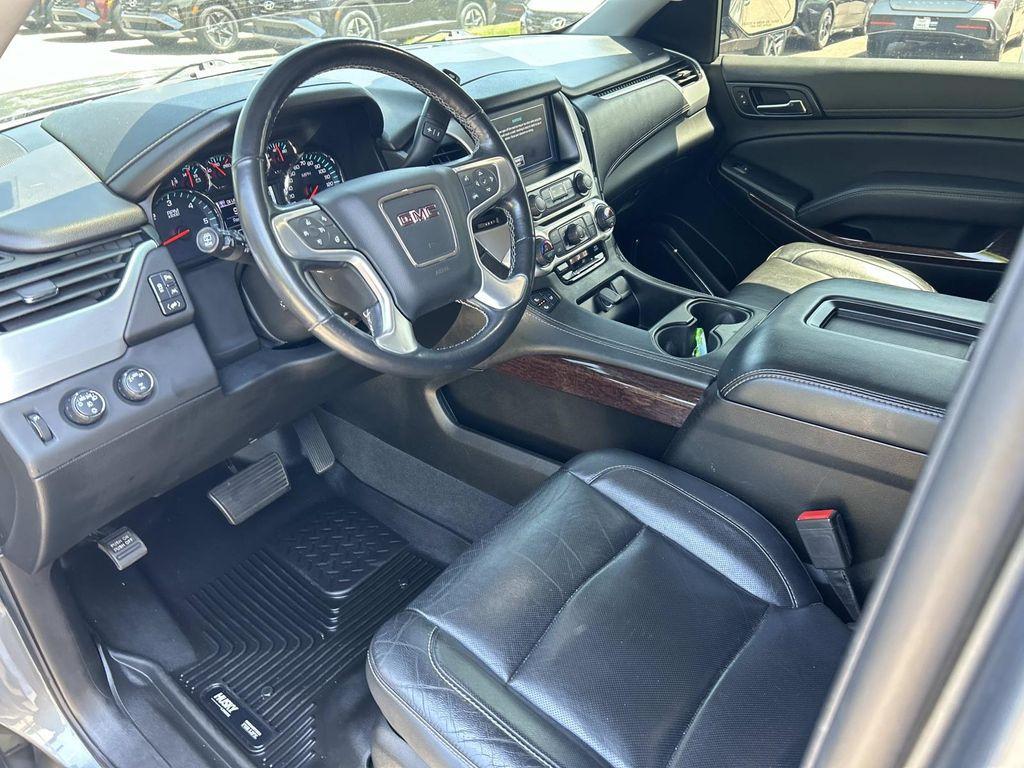 used 2020 GMC Yukon car, priced at $25,903