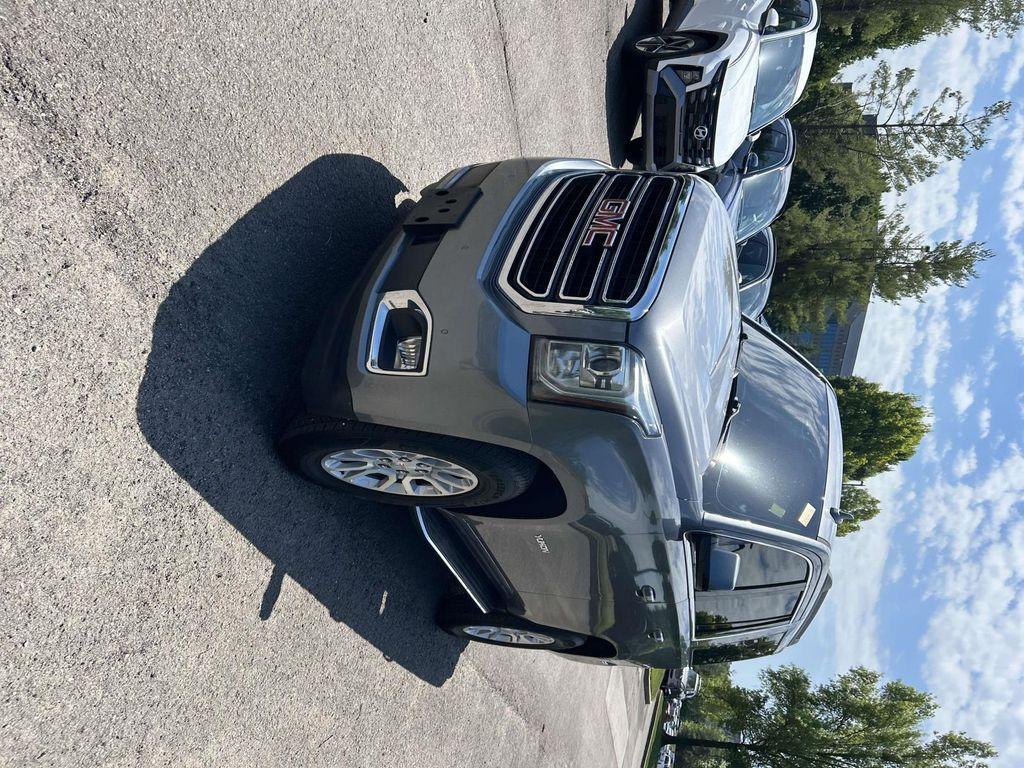 used 2020 GMC Yukon car, priced at $25,903