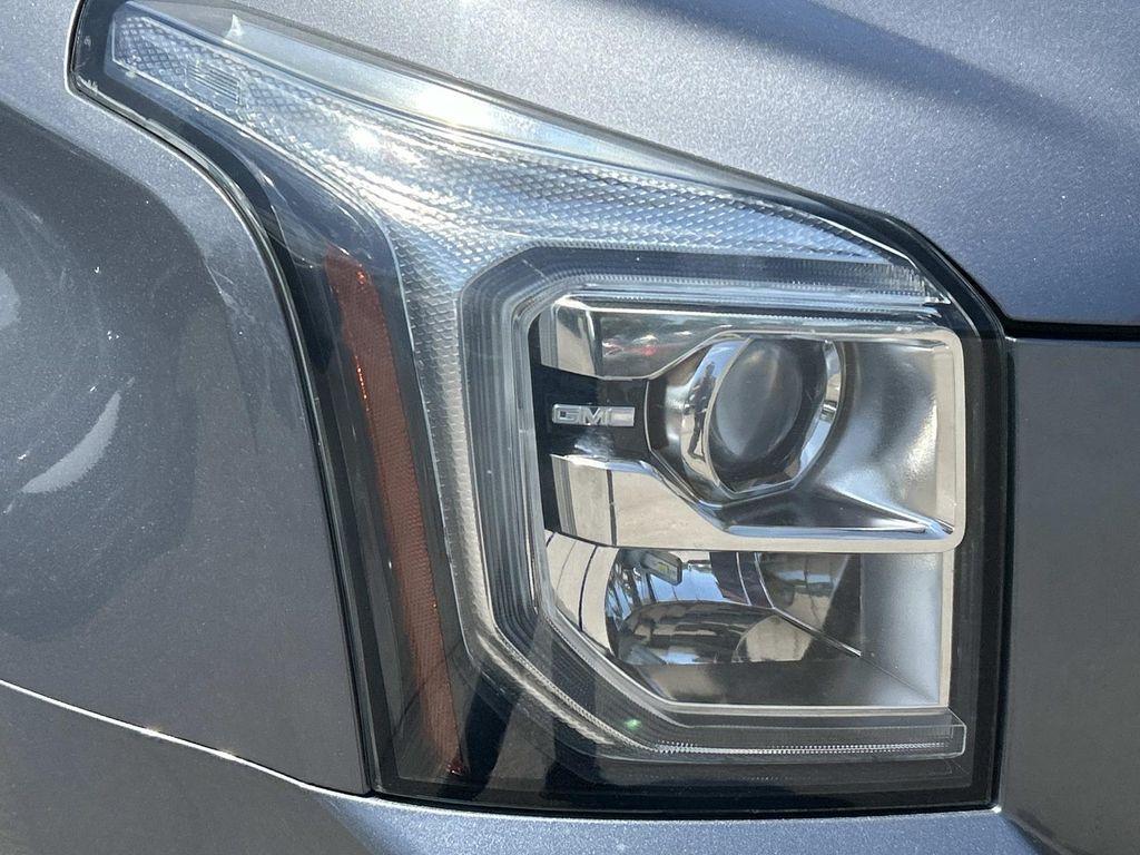 used 2020 GMC Yukon car, priced at $25,903