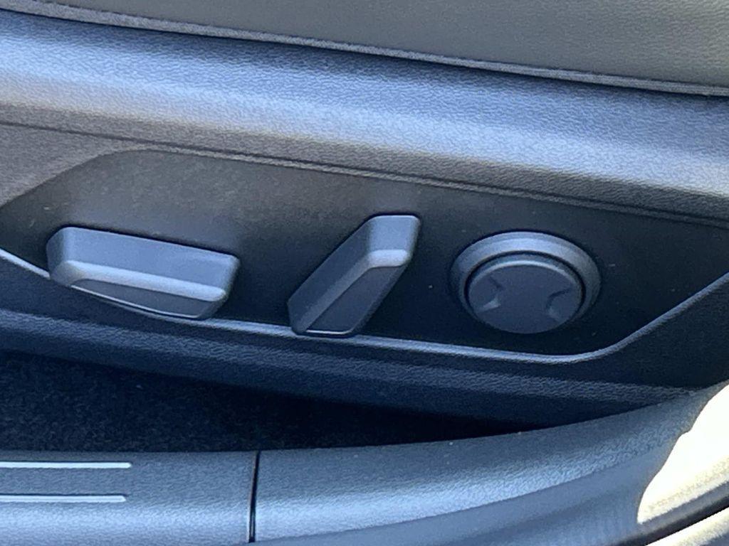 new 2026 Hyundai Elantra car, priced at $28,401