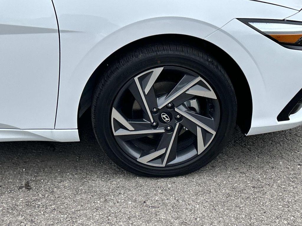 new 2026 Hyundai ELANTRA HEV car, priced at $29,367