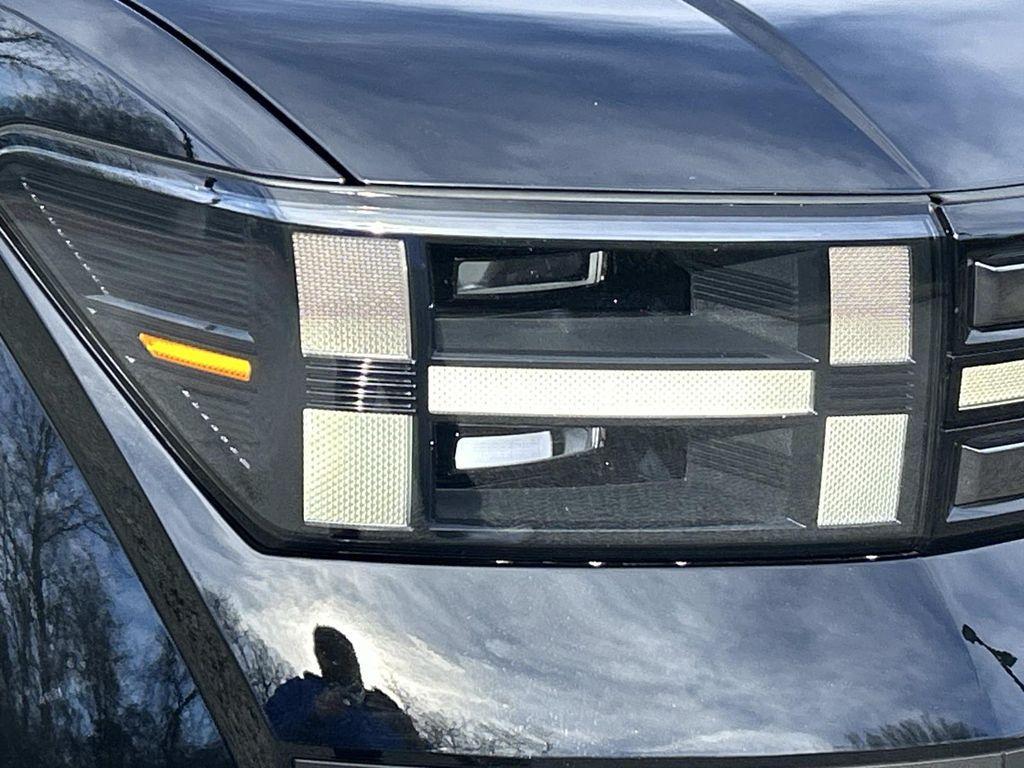 used 2024 Hyundai Santa Fe car, priced at $32,902