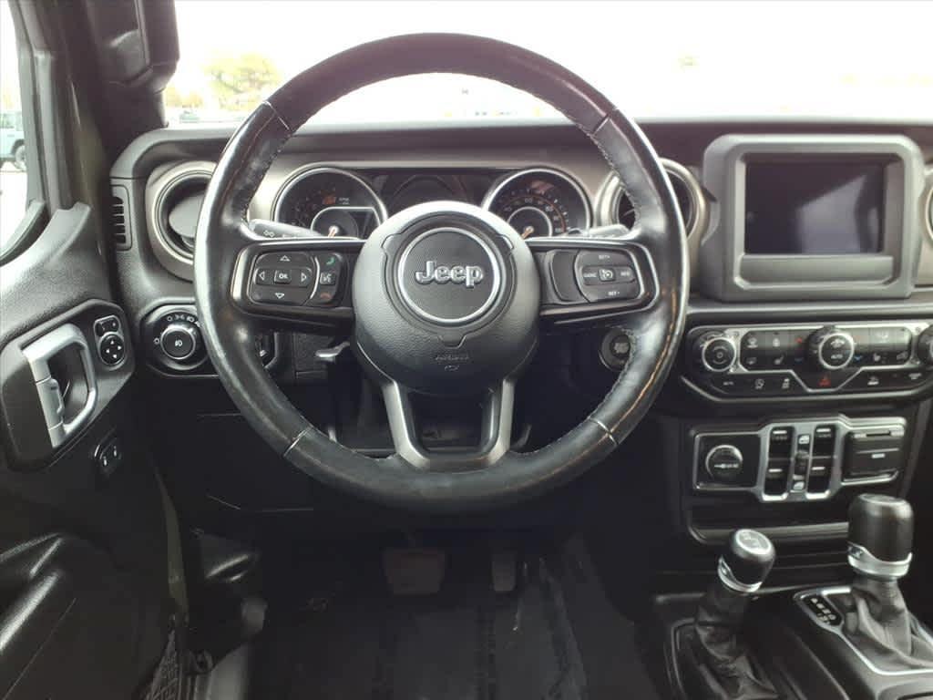 used 2021 Jeep Wrangler Unlimited car, priced at $27,998