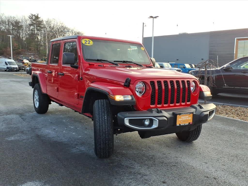used 2022 Jeep Gladiator car, priced at $27,574