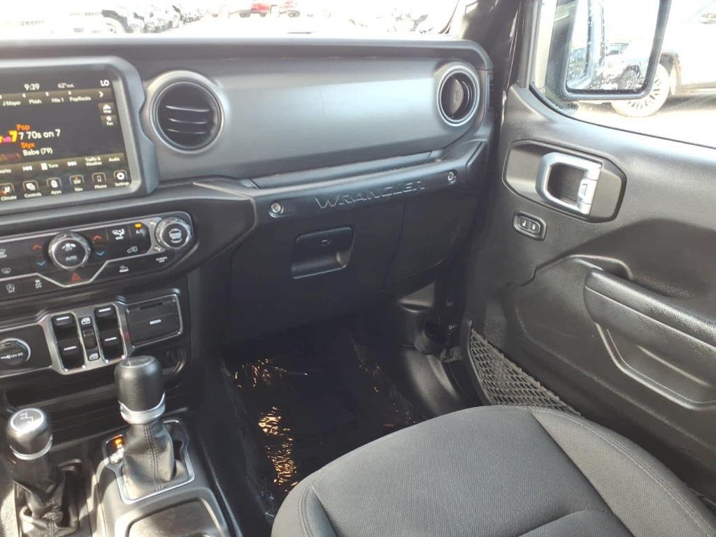 used 2022 Jeep Wrangler Unlimited car, priced at $34,613
