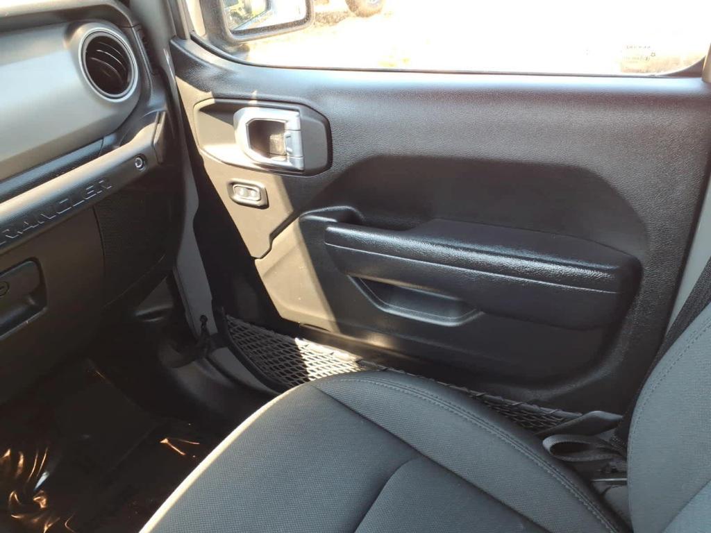 used 2022 Jeep Wrangler Unlimited car, priced at $36,348