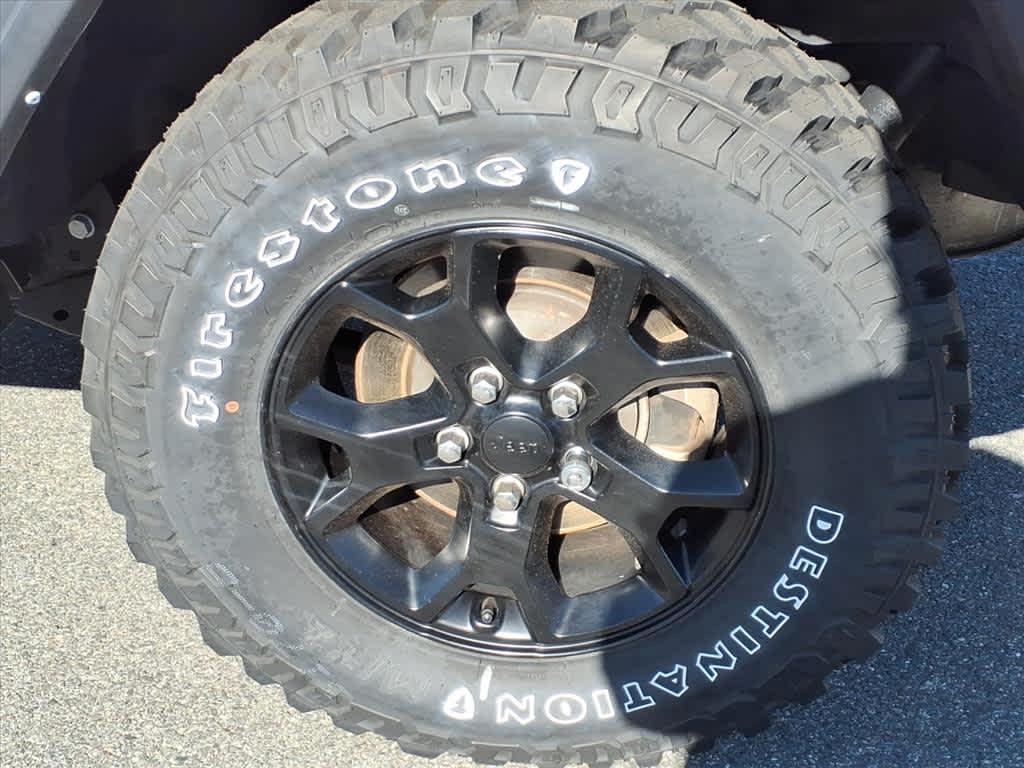 used 2022 Jeep Wrangler Unlimited car, priced at $37,360