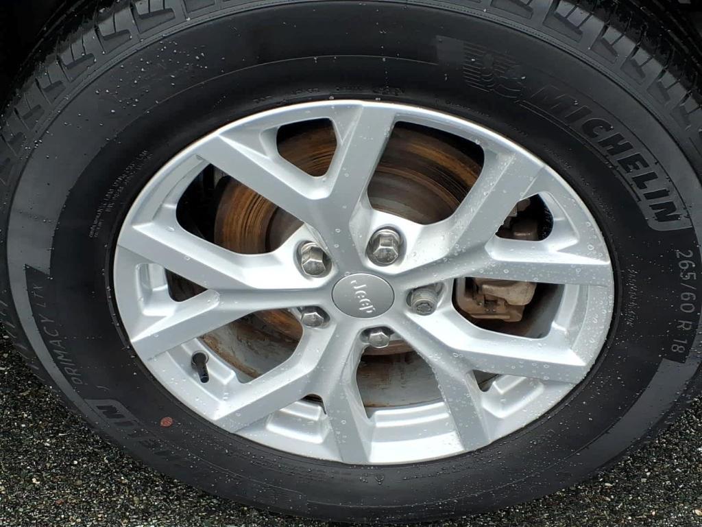 used 2023 Jeep Grand Cherokee car, priced at $32,598
