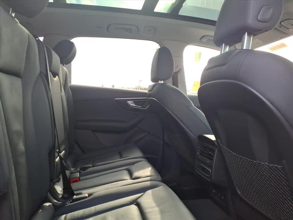 used 2024 Audi Q7 car, priced at $35,832
