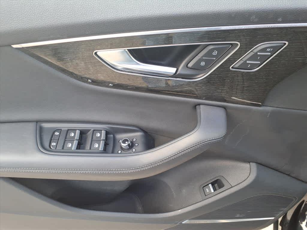 used 2024 Audi Q7 car, priced at $35,832