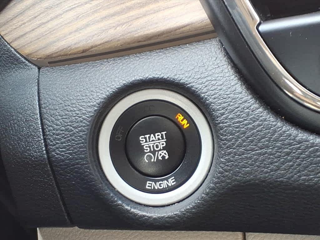 used 2016 Chrysler 200 car, priced at $16,280