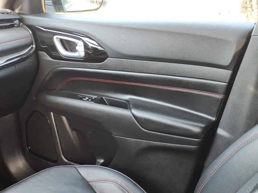 used 2025 Jeep Compass car, priced at $25,908
