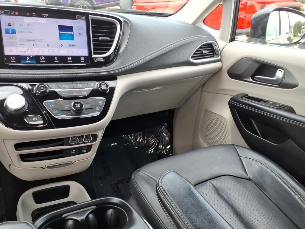 used 2022 Chrysler Pacifica car, priced at $23,298