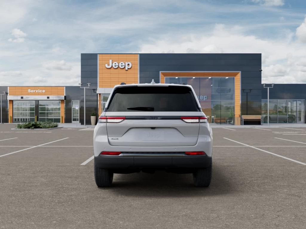 new 2026 Jeep Grand Cherokee car, priced at $46,075