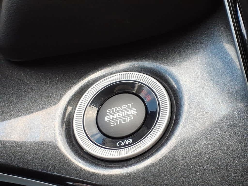 used 2022 Jeep Grand Cherokee L car, priced at $29,798