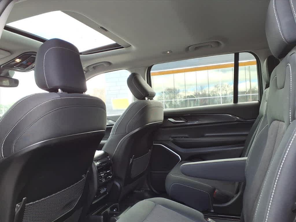 used 2022 Jeep Grand Cherokee L car, priced at $29,798